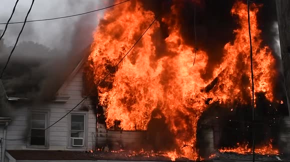 Dramatic scenes at townhome fire in Mt. Caramel, Pennsylvania