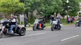 Rolling to Remember motorcycle rally honors veterans in Fairfax, Virginia