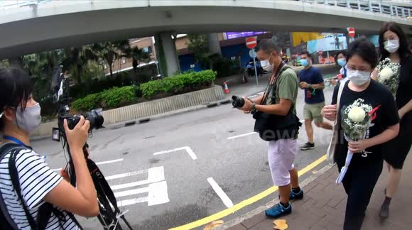 Heavy police deployment still does not dissuade Hongkongers from remembering Tienanmen massacare