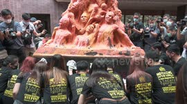 Hong Kong University's students defy restrictions and commemorate Tiananmen anniversary