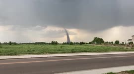 Footage of tornado touching down near Denver