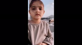 Small Girl gives cute reaction