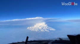 This is what a thunderstorm looks like from 39,000 feet