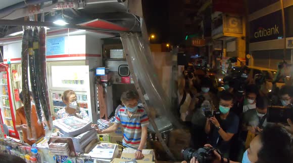 Watch moment last edition of pro-democracy paper Apply Daily hits Hong Kong news stands