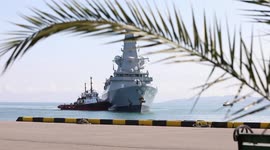 British destroyer involved in disputed incident off Crimea, arrives in Georgia