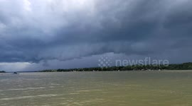 Microburst impacts Québec on hot summer day