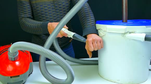 YouTuber revamps hoover to suck up liquid so he can clean his car