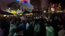 Celebration starts in Leicester Square as England gors to Euro 2020 fonal