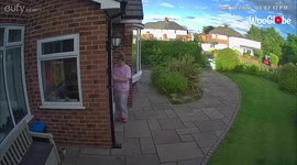 UK woman gets locked out of her boss's house she was looking after