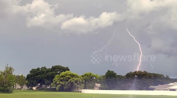 Daytime Lightning Strikes in Slow Motion at 240FPS - Multiple Lightning ...