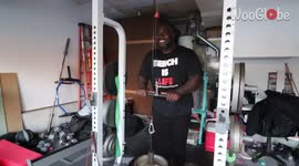 HILARIOUS moment US gym instructor SNAPS triceps pulldown machine
