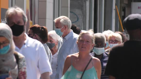 Freedom Day: Many Londoners still wearing facemasks as government lifts COVID-19 restrictions