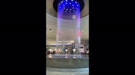 Amazing talking fountain display in New York