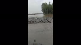 Crazy moment land suddenly rises by 10ft in India