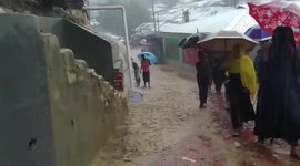 Bangladesh monsoon leads to deadly landslide, flooding