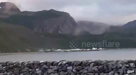 Alaska locals immediately react moments after massive 8.2 earthquake