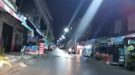 Faulty lampposts blink alternately like disco lights