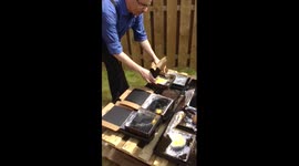 School kids try to fry eggs in UK sunshine during heatwave