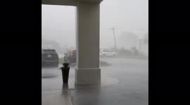 Strong thunderstorm sweeps Kansas City area bringing strong rain