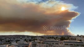 Huge wildfire outside Jerusalem sends thick cloud of smoke over city as authorities struggle to contain blaze