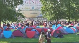 New action of the activists of Utopia 56 helping homeslesses refugees (amongst them Afghanistan people)mounting tents on unauthorized places. This time it is near the Prefecture of the Region of Ile-de-France(Paris) to alert it. 2sept2021.