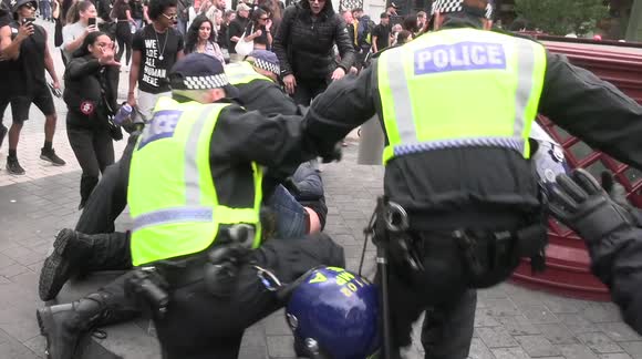 Utter chaos as police trap protesters in South Kensington station, hitting those trying to get out