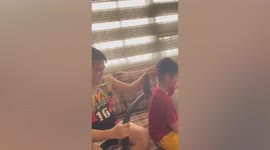 Big brother ties sister’s hair using vacuum cleaner hack