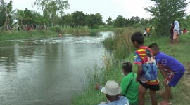 Loyal pet dog cries on river bank after owner drowned saving his life