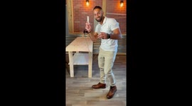 US based photographer shows behind the scenes footage of unique photography process