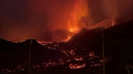 Mordor or the Canary Islands? Erupting volcano transforms holiday destination into hellish scene