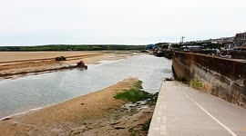 padstow low tides there is a very low spring tides at the moment