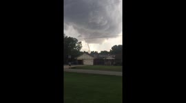 Hutchinson tornado 5