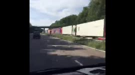 Transport delays at England / France Chunnel 