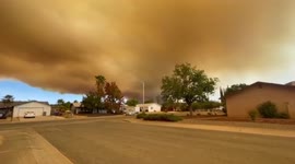 US: Fast-Growing Fawn Fire Prompts Evacuations In Northern California 4