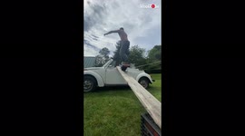 Daredevil takes milk crate challenge up a notch with electric skateboard