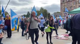 Scots marching for independence in massive rally in Edinburgh