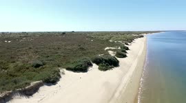 IMAGENES DESDE DRON DE  LA OTRA ORILLA DE LA FLECHA DEL EL ROMPIDO Y EL RIO PIEDRAS