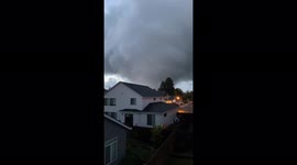 US: Weak Tornado Spotted In Battle Ground, WA 2