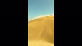 Sandboarding  en  iquique por el raider  profesional  Cristian Calcagno