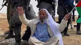 Palestinians and Israeli activists join demonstration in Hebron