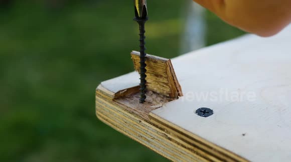 Ukrainian YouTuber reveals 4 awesome DIY carpentry hacks