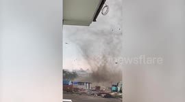 Tornado whips through homes picking up debris in Bangkok, Thailand