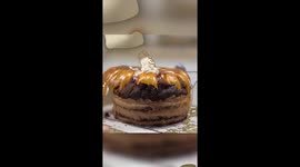 How to make a pumpkin Halloween cake