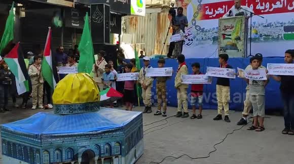 Protestors gather in solidarity with Palestinian prisoners in Israeli jails in Jabalia