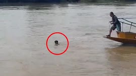 Fugitive calls police for help after starting to drown in river while making an escape