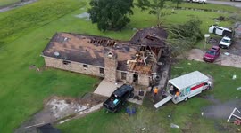 Drone shot shows terrible tornado damage to Orange County, Texas