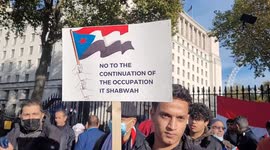 South Yemeni protesters at downing street