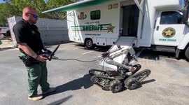 Florida bomb squad test state-of-the-art bomb disposal equipment