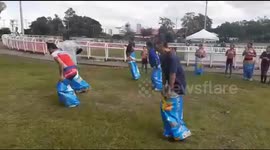 Kangaroo Jumps Battles Really Funny at  Park  San Jose Costa Rica