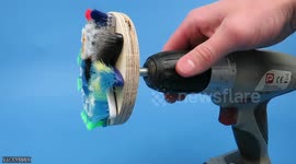 YouTuber makes use of frayed toothbrush heads with clever cleaning device